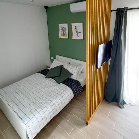 Modern Studio Overlooking Downtown 마카르스카 외부 사진